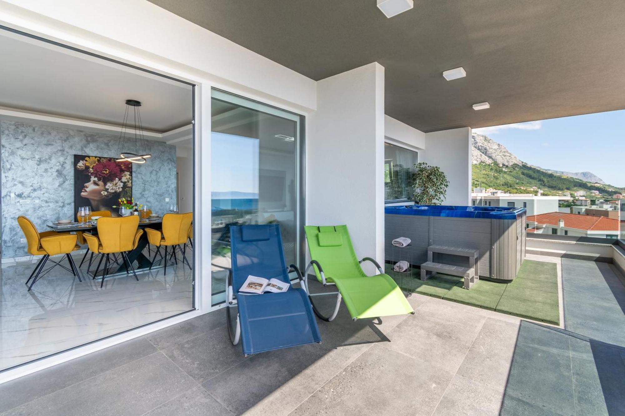 Lux Penthouse Panoramic View With Jacuzzi Lägenhet Makarska Exteriör bild