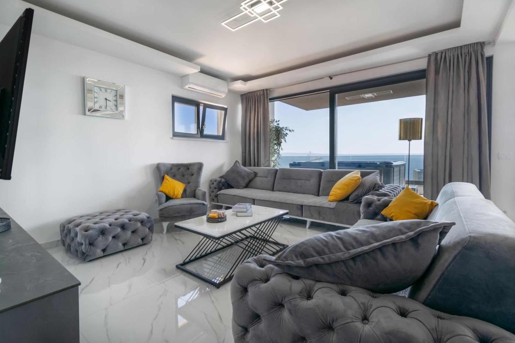 Lux Penthouse Panoramic View With Jacuzzi Lägenhet Makarska Exteriör bild